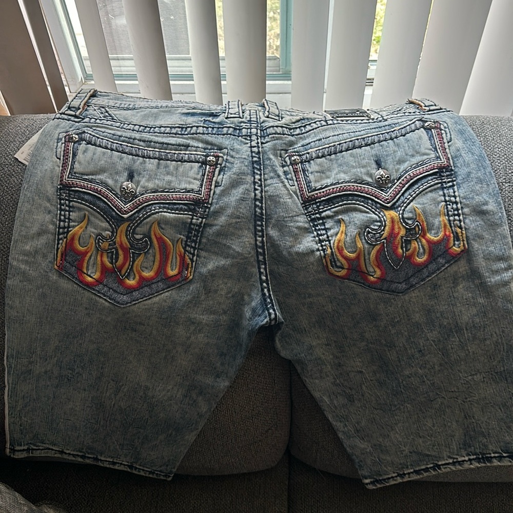 Rock revival shorts size 42